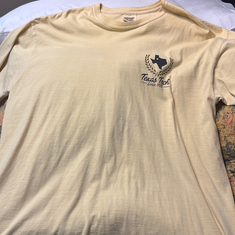 Comfort colors t-shirt
